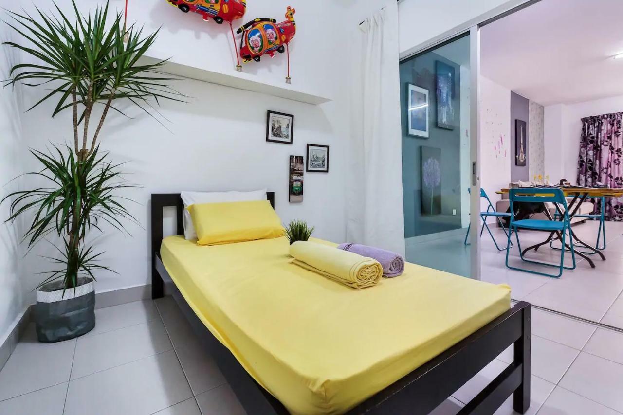 Homestay@Aeon Desa Tebrau ジョホールバル エクステリア 写真